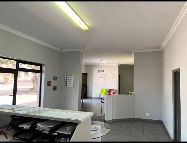 BUSINESS FOR SALE IN NEWTON PARK